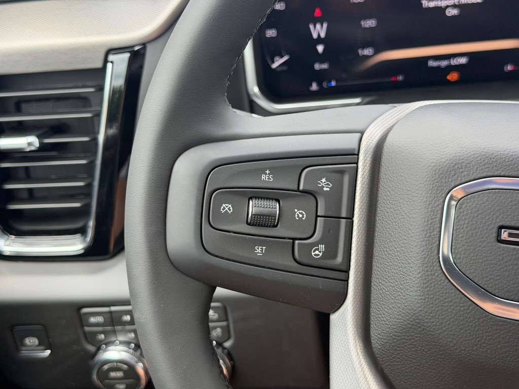 GMC Sierra 2500HD Vehicle Image 11