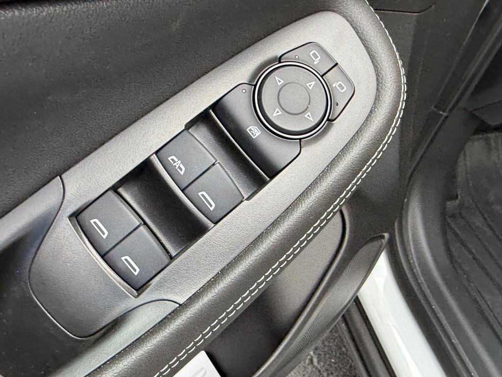 Buick Encore GX Vehicle Image 10