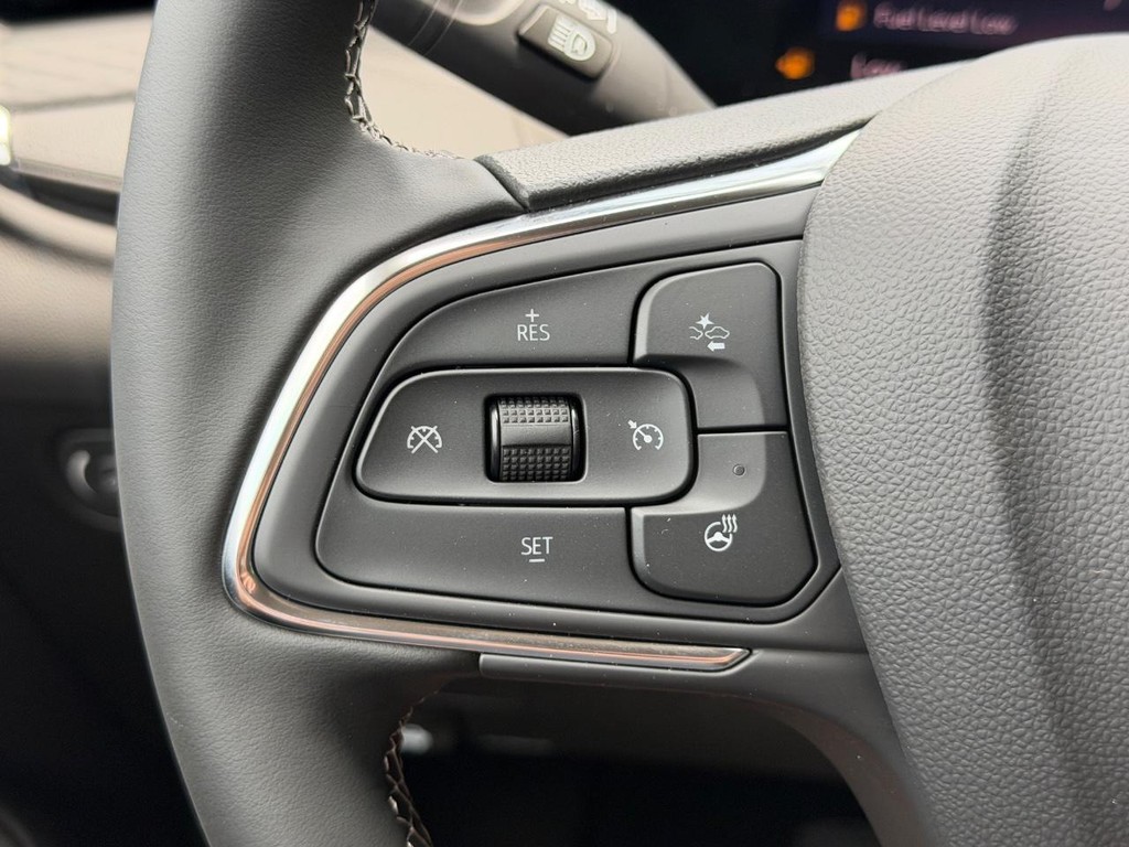 Buick Encore GX Vehicle Image 11