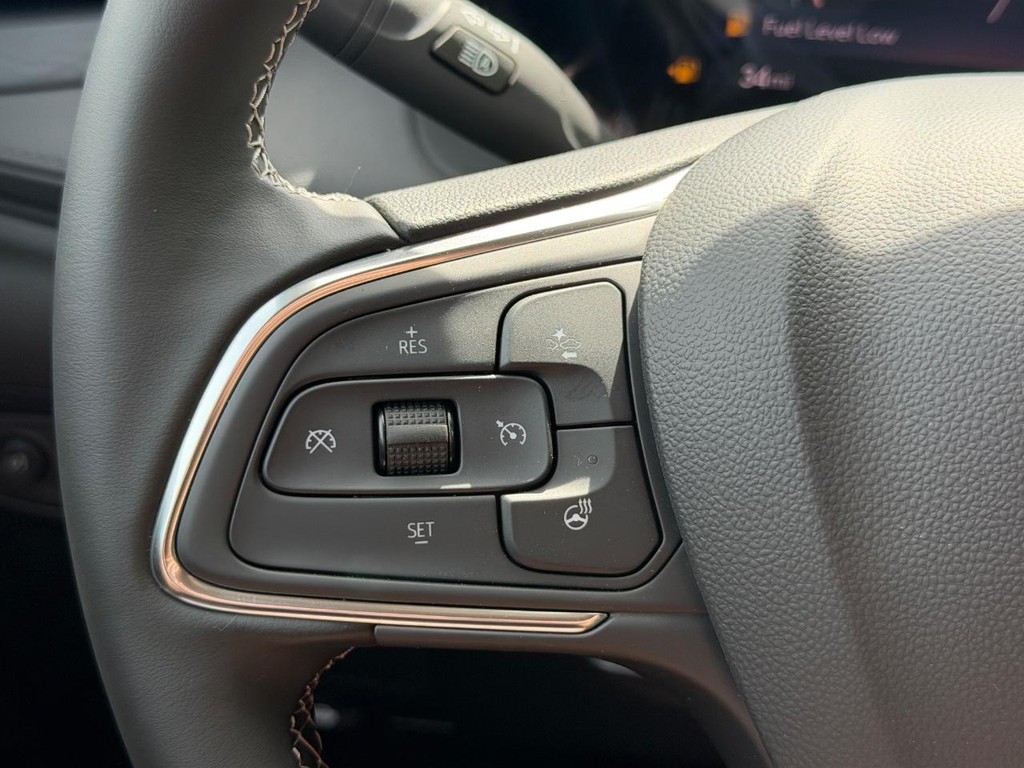 Buick Encore GX Vehicle Image 11
