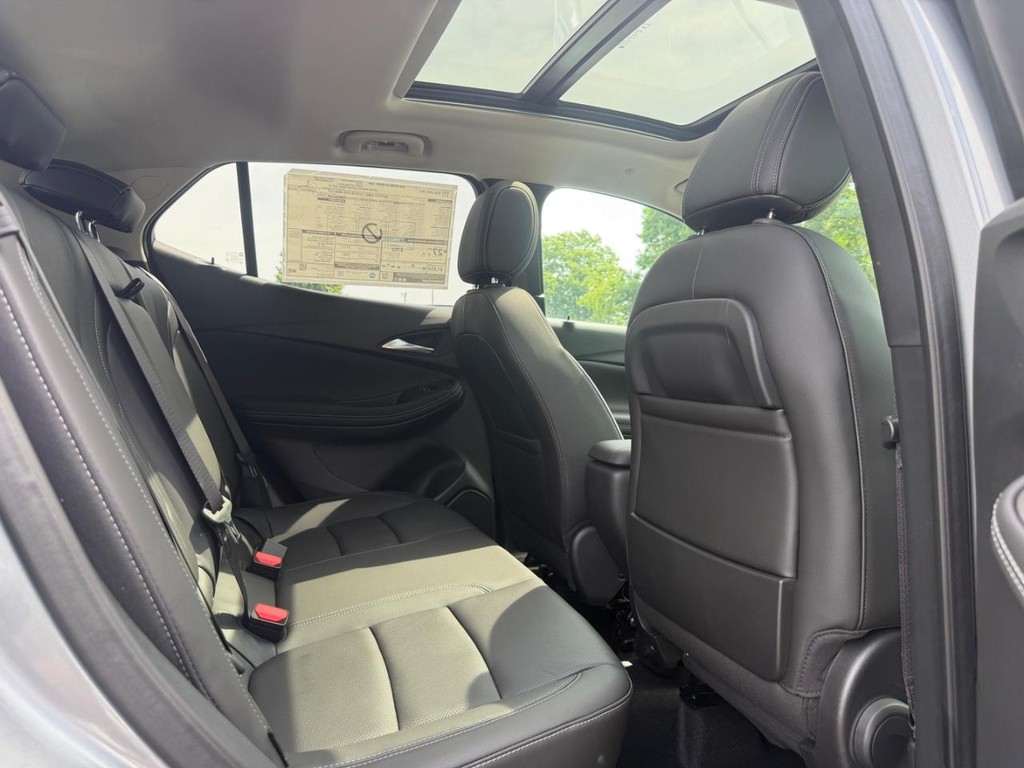 Buick Encore GX Vehicle Image 04