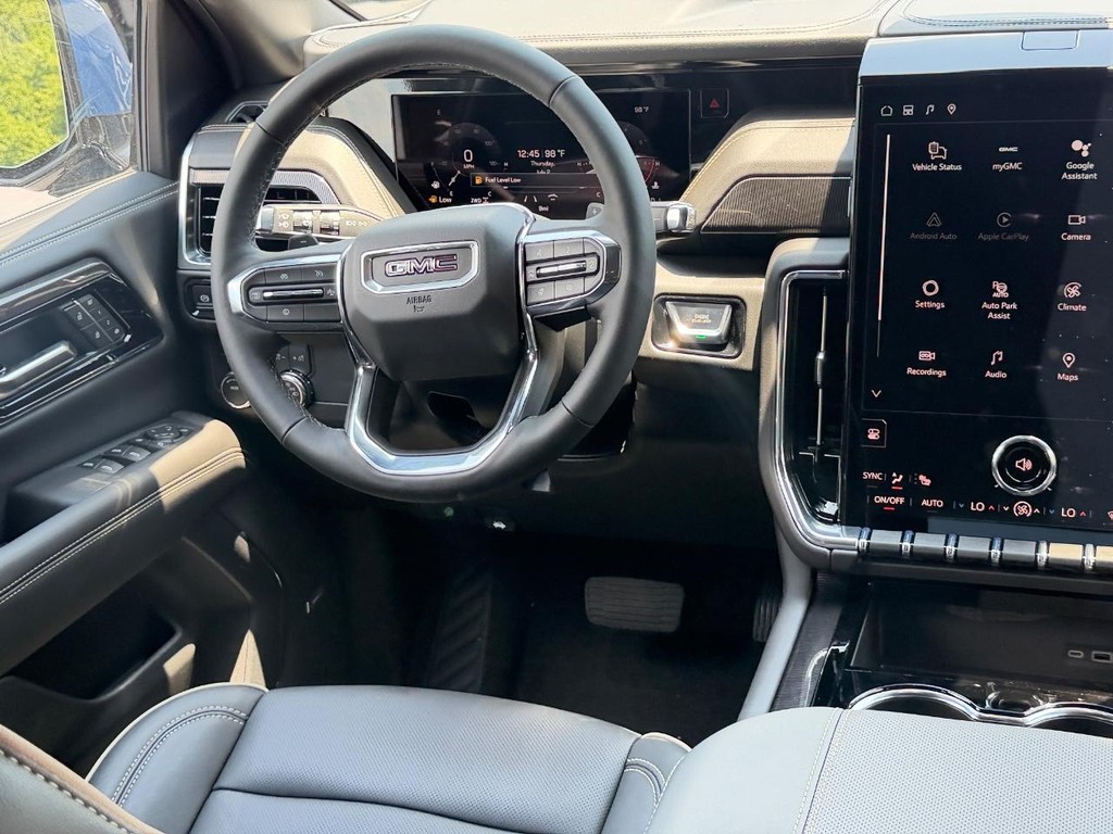 GMC Yukon Vehicle Image 07