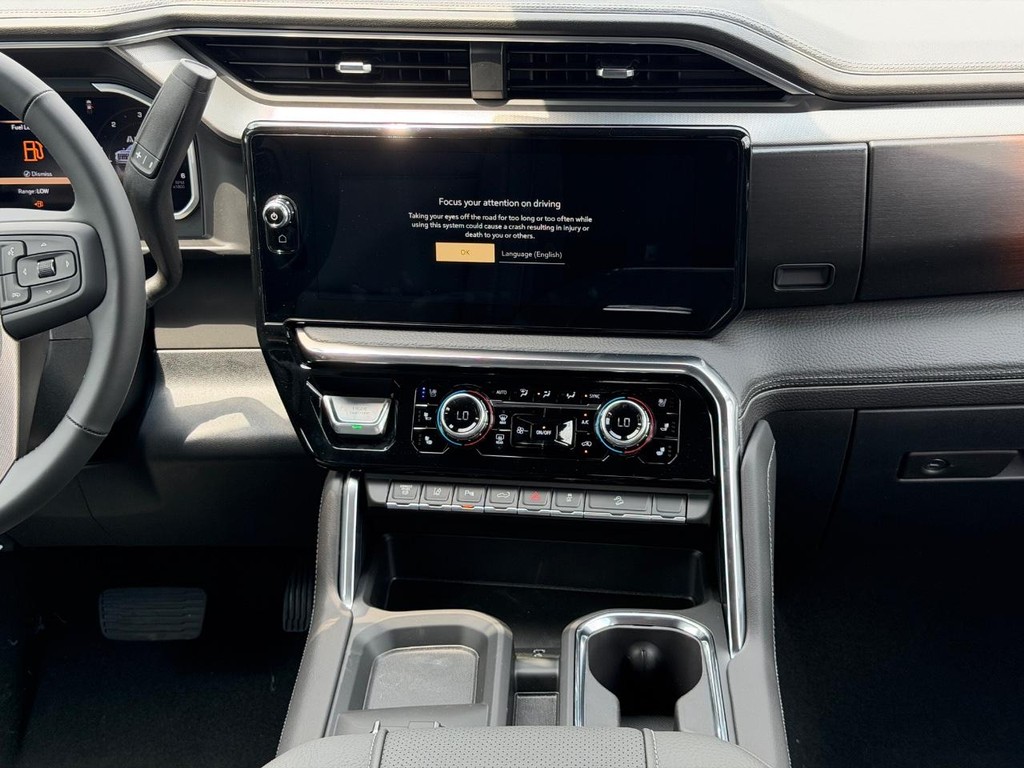 GMC Sierra 2500HD Vehicle Image 07