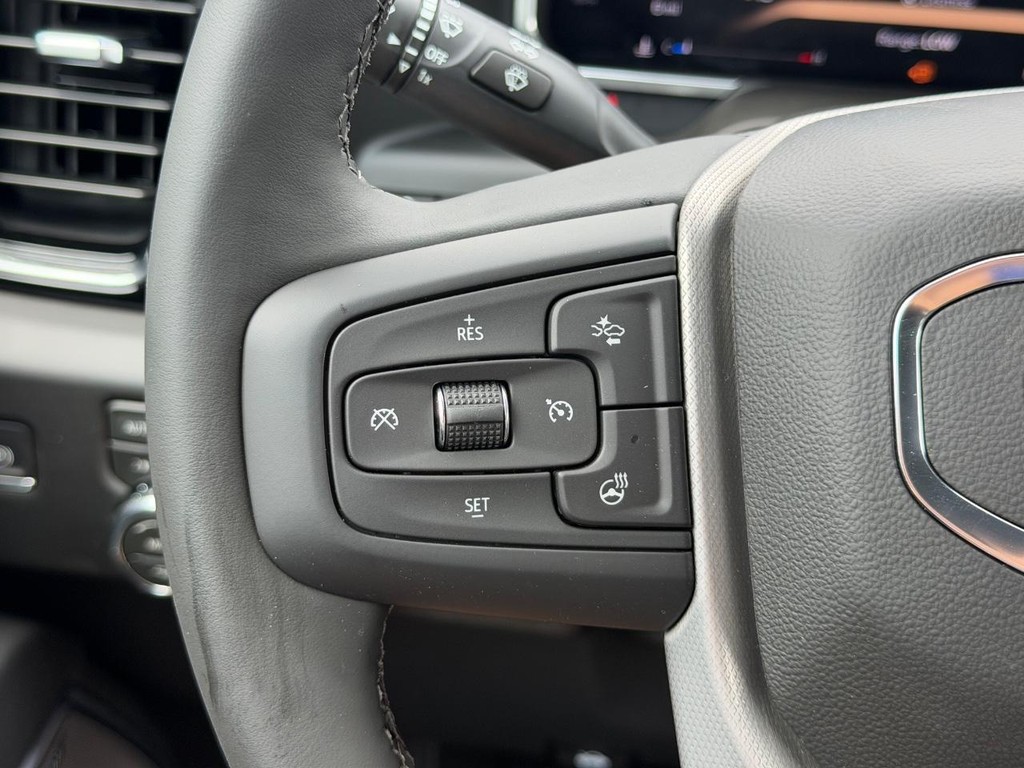 GMC Sierra 2500HD Vehicle Image 11