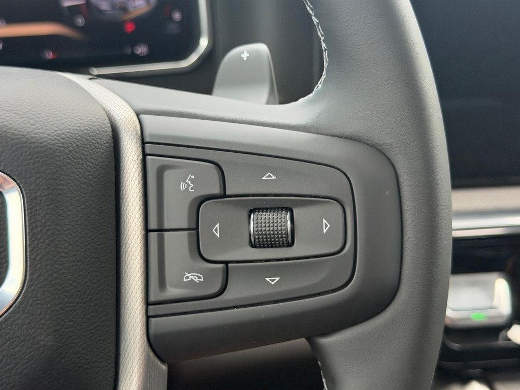 GMC Sierra 1500 Vehicle Image 12