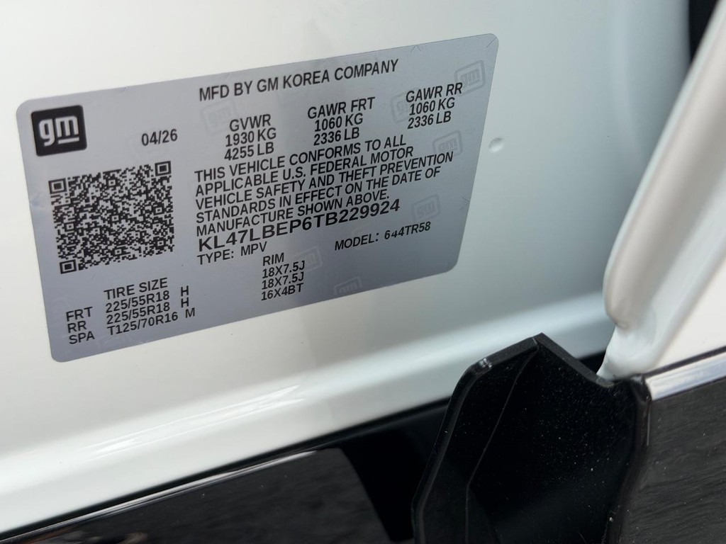 Buick Envista Vehicle Image 16