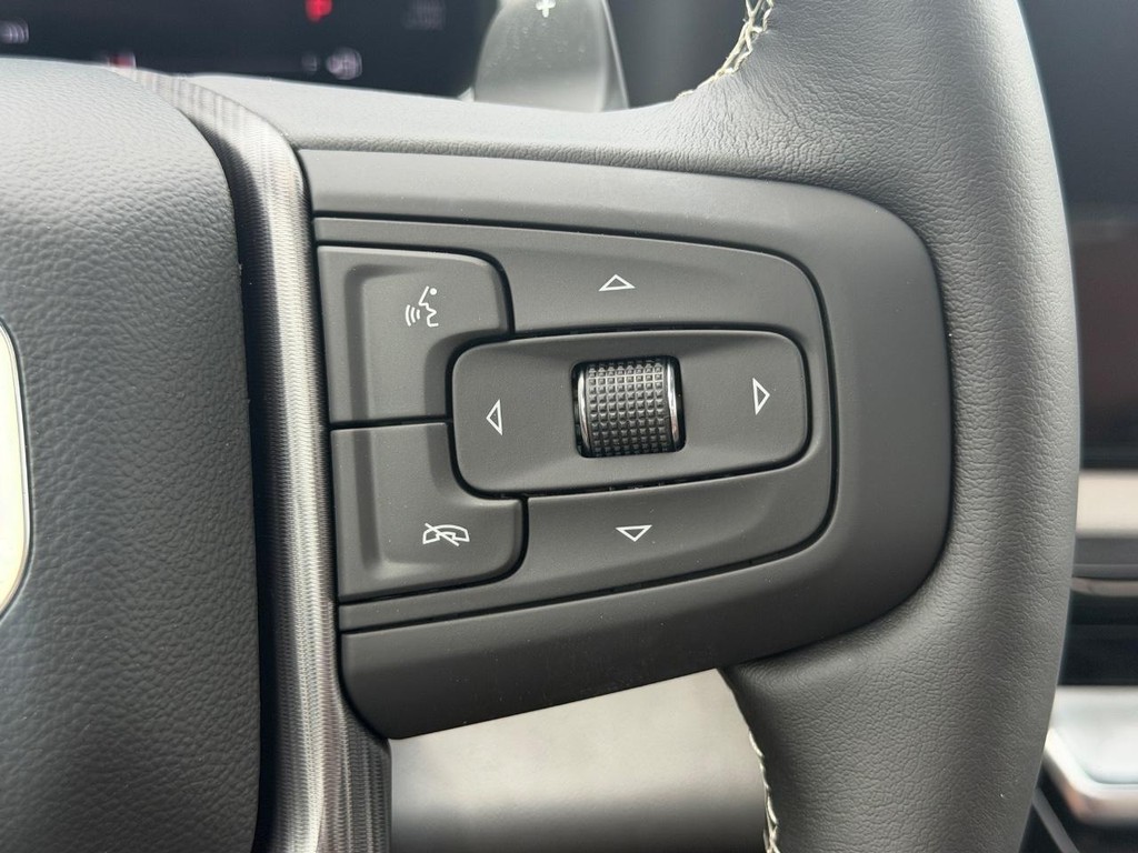GMC Sierra 1500 Vehicle Image 12