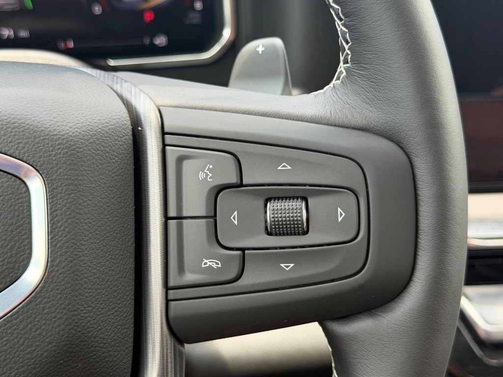 GMC Sierra 1500 Vehicle Image 12