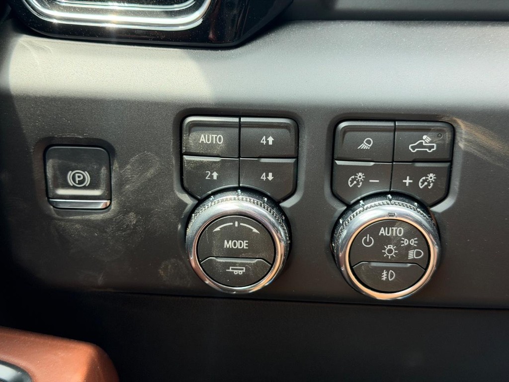 GMC Sierra 1500 Vehicle Image 10