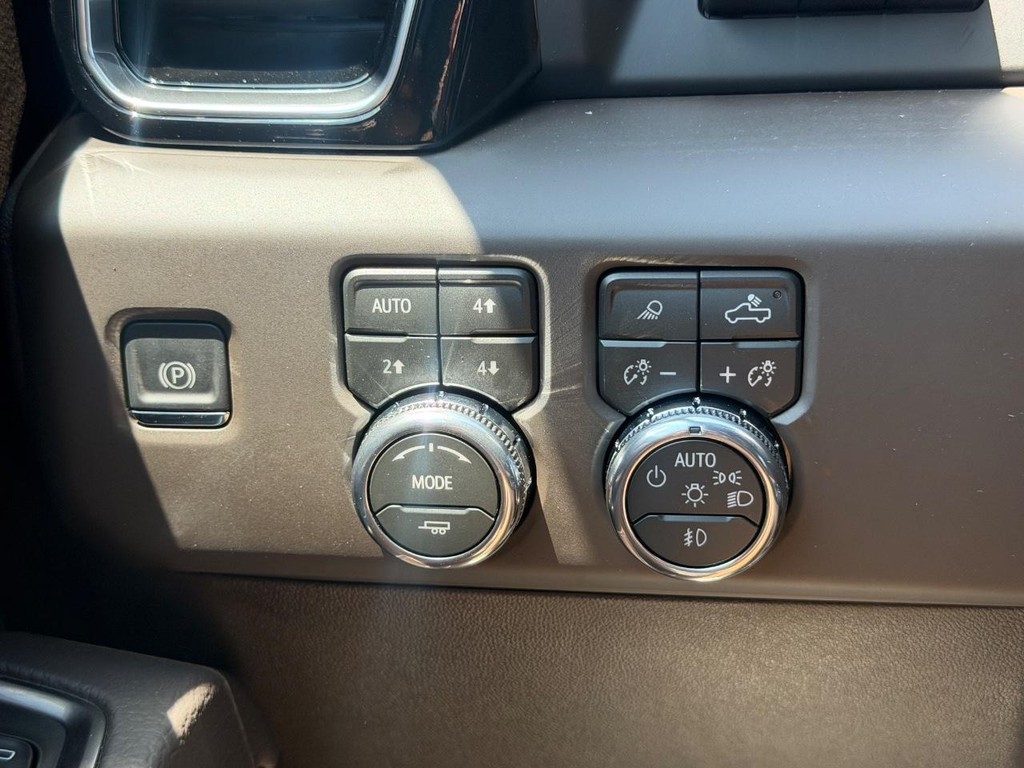 GMC Sierra 1500 Vehicle Image 10