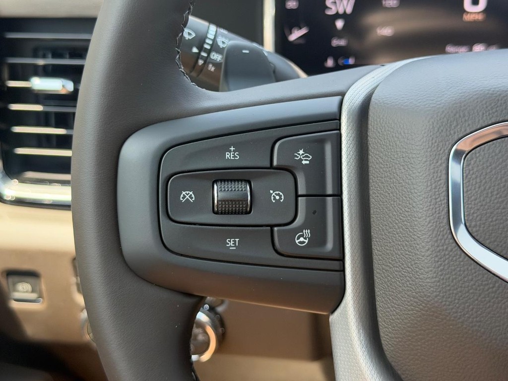 GMC Sierra 1500 Vehicle Image 11