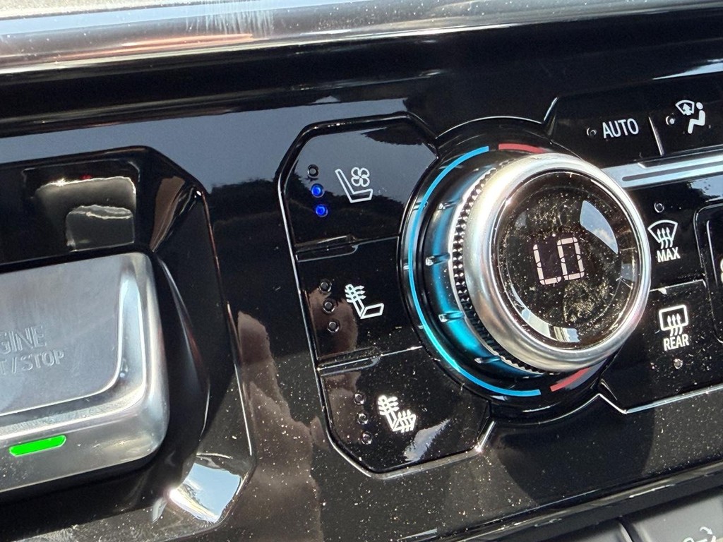 GMC Sierra 1500 Vehicle Image 14
