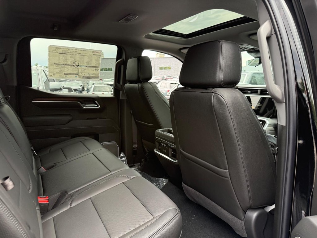 GMC Sierra 1500 Vehicle Image 05