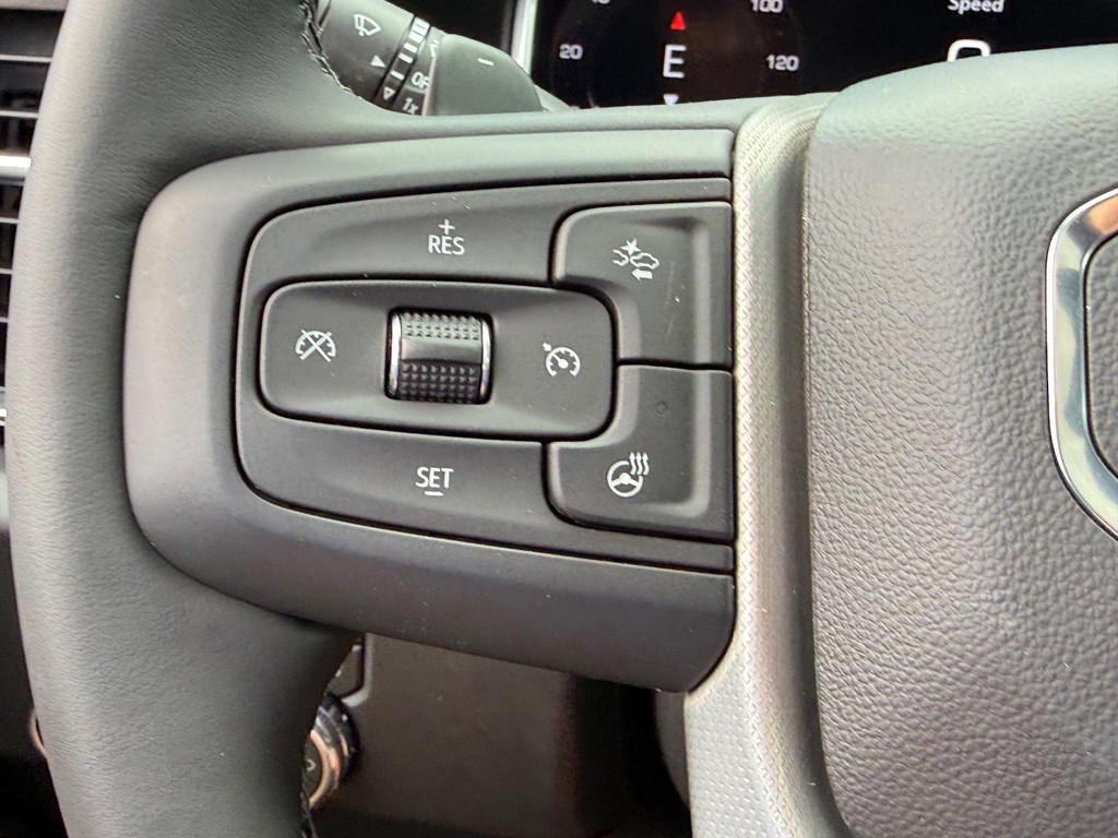GMC Sierra 1500 Vehicle Image 14
