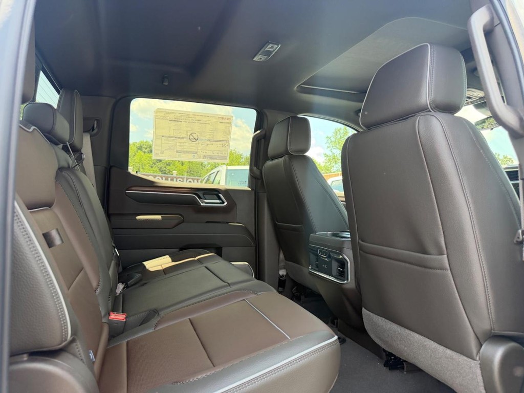 GMC Sierra 1500 Vehicle Image 04