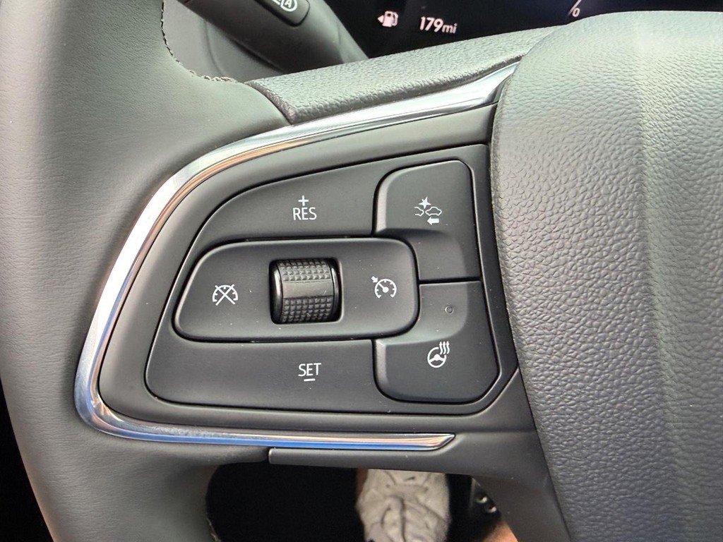 Buick Encore GX Vehicle Image 12