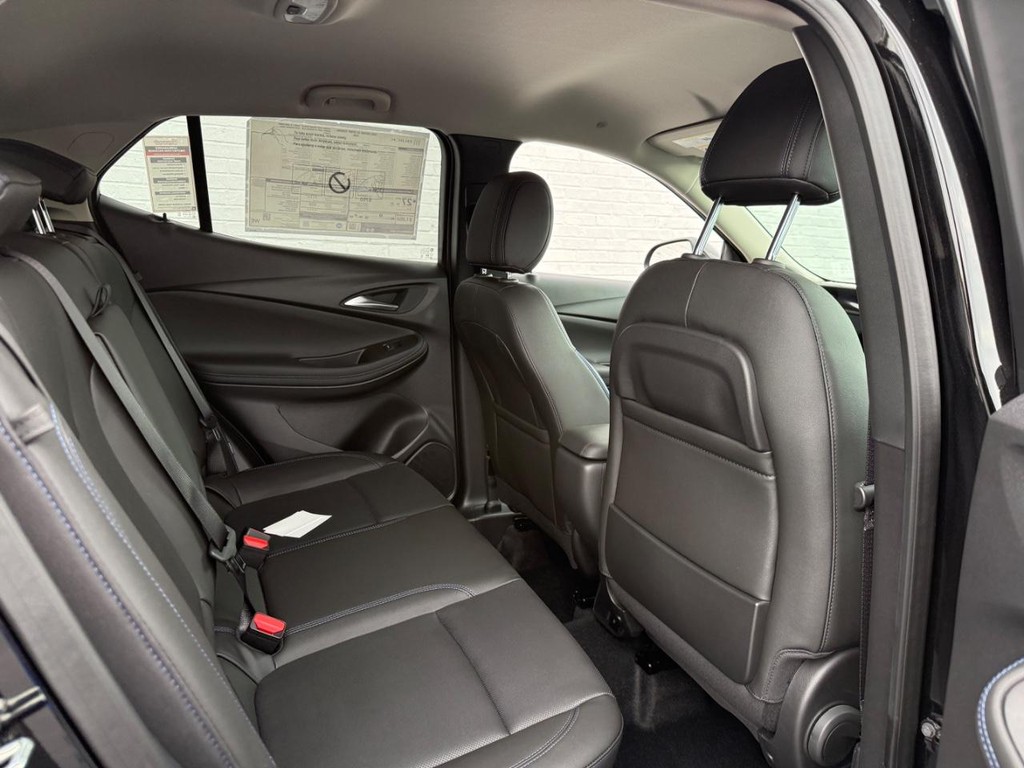 Buick Encore GX Vehicle Image 05