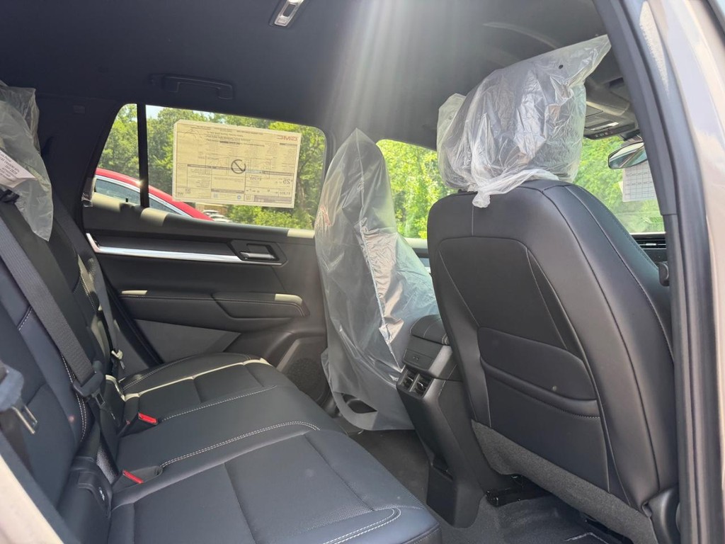 GMC Terrain Vehicle Image 04