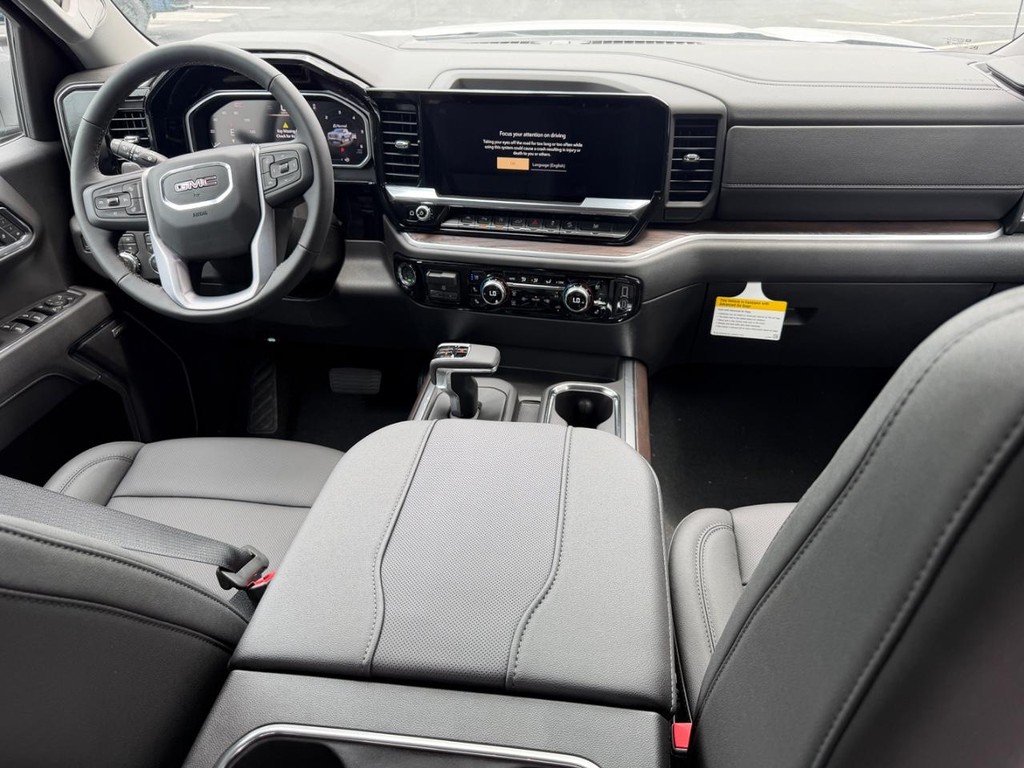 GMC Sierra 1500 Vehicle Image 05