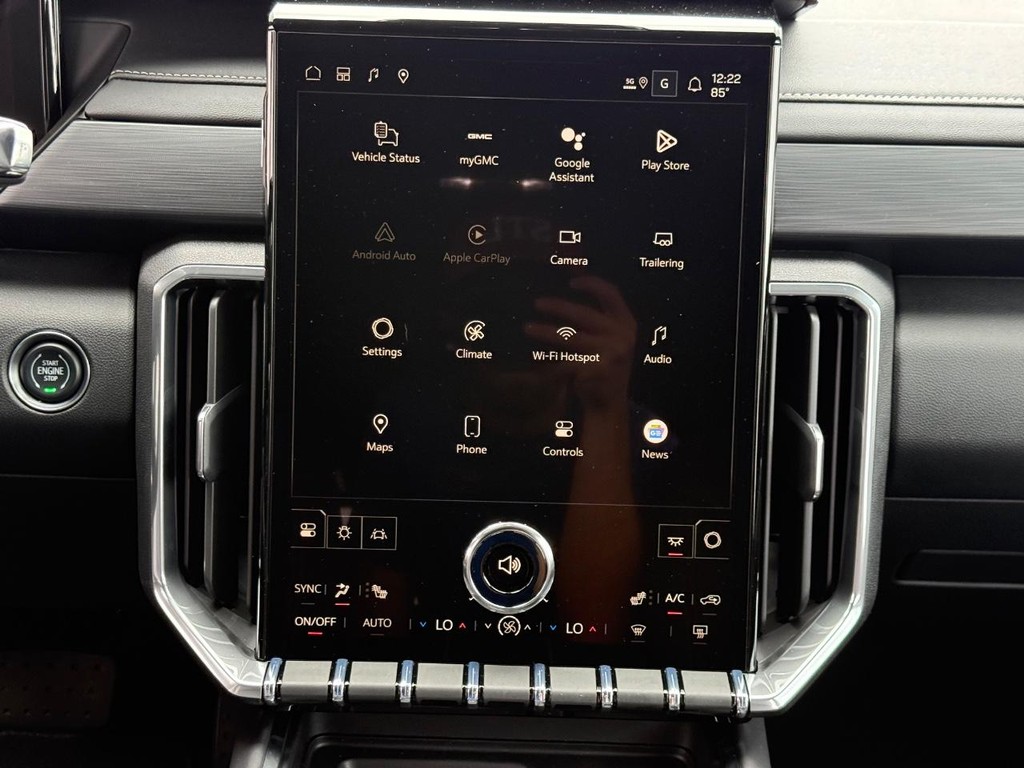 GMC Acadia Vehicle Image 10