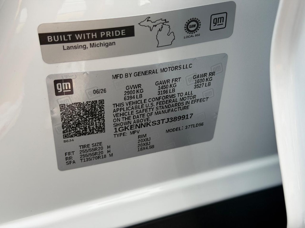 GMC Acadia Vehicle Image 17