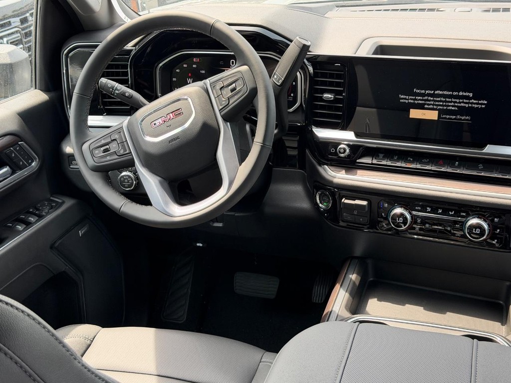 GMC Sierra 2500HD Vehicle Image 06
