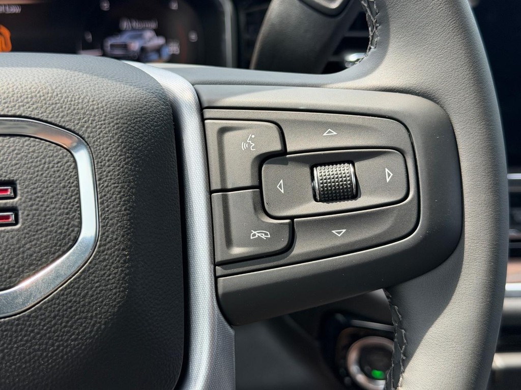 GMC Sierra 2500HD Vehicle Image 12