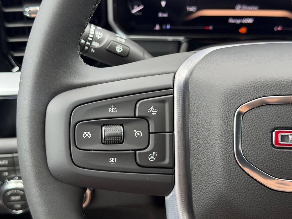 GMC Sierra 2500HD Vehicle Image 11