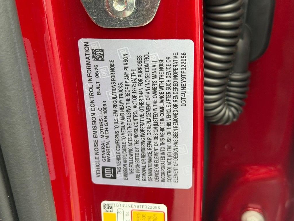 GMC Sierra 2500HD Vehicle Image 16