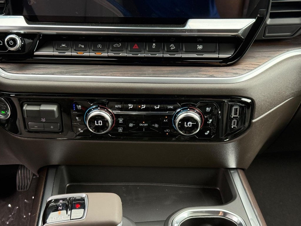 GMC Sierra 1500 Vehicle Image 09