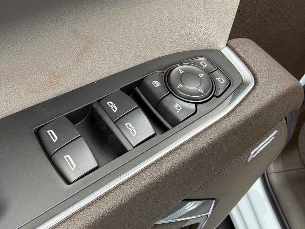 GMC Sierra 1500 Vehicle Image 10