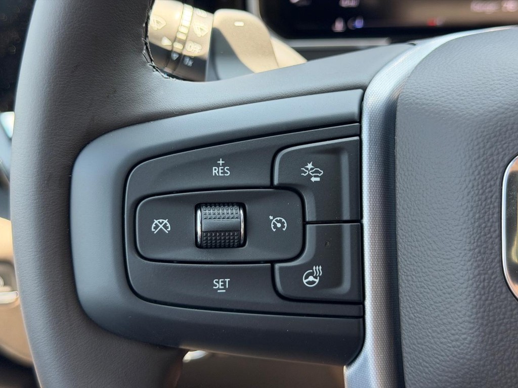 GMC Sierra 1500 Vehicle Image 11
