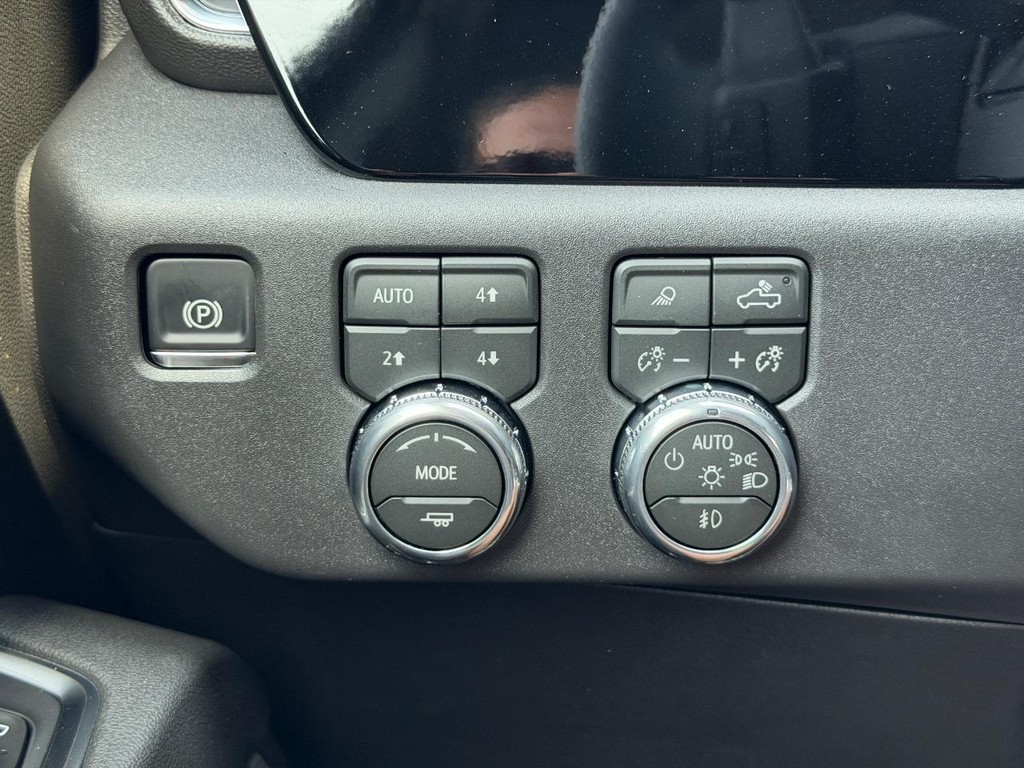 GMC Sierra 1500 Vehicle Image 10