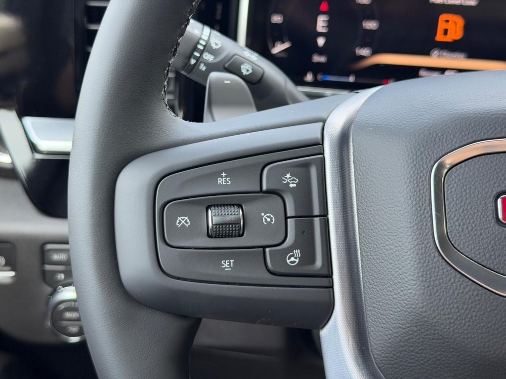 GMC Sierra 1500 Vehicle Image 11
