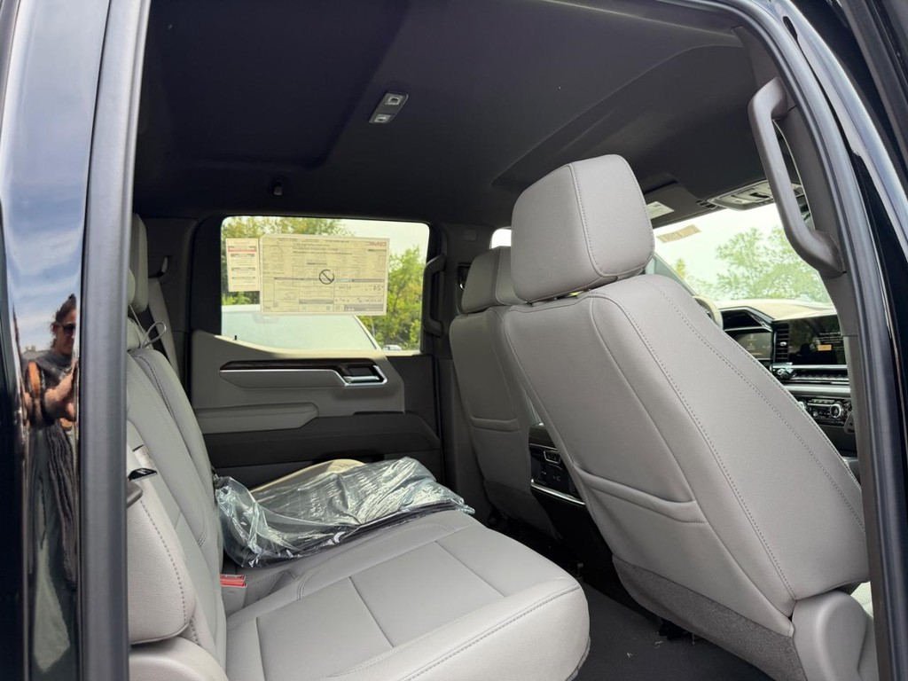 GMC Sierra 1500 Vehicle Image 04