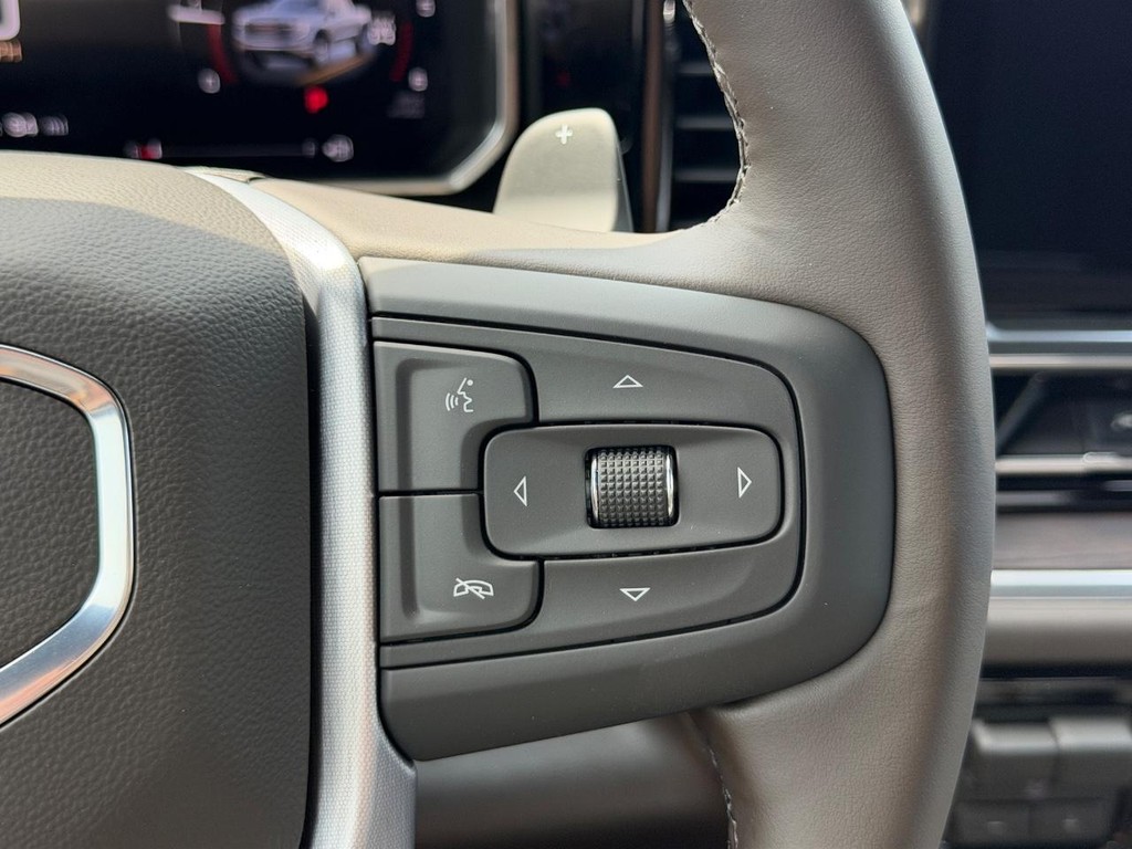 GMC Sierra 1500 Vehicle Image 12