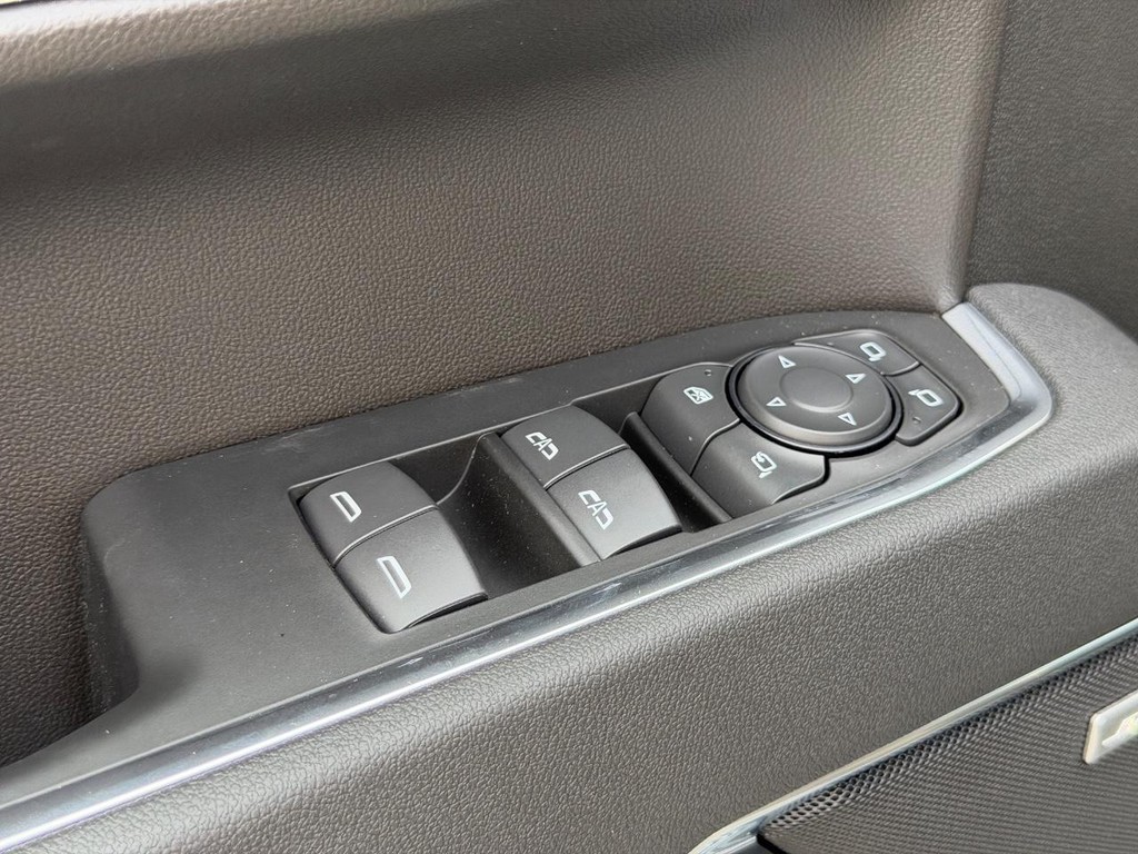GMC Sierra 1500 Vehicle Image 09