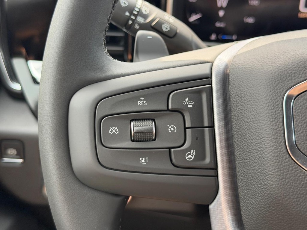 GMC Sierra 1500 Vehicle Image 11