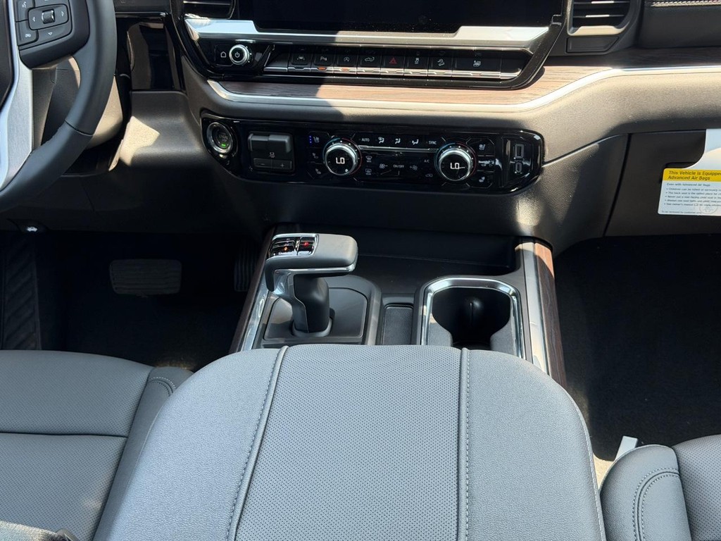GMC Sierra 1500 Vehicle Image 10