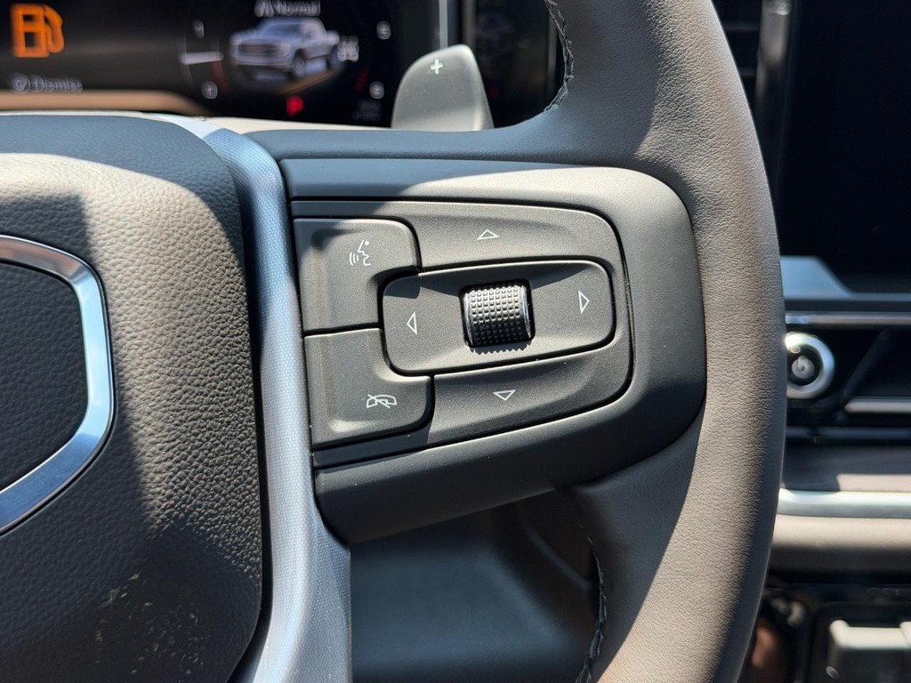 GMC Sierra 1500 Vehicle Image 12