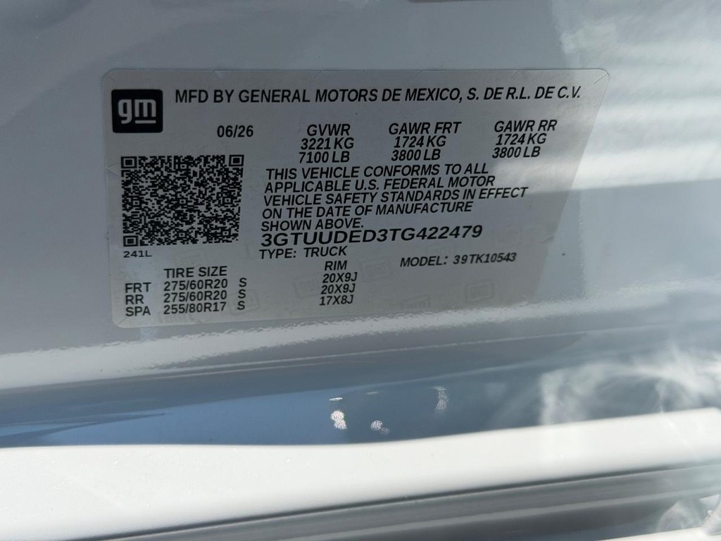 GMC Sierra 1500 Vehicle Image 16