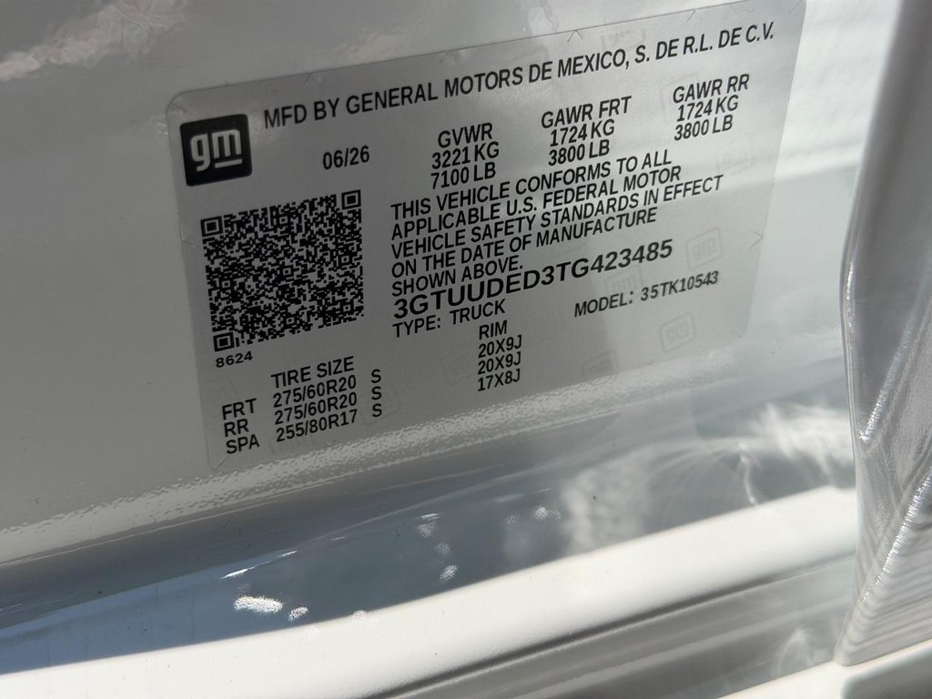 GMC Sierra 1500 Vehicle Image 16