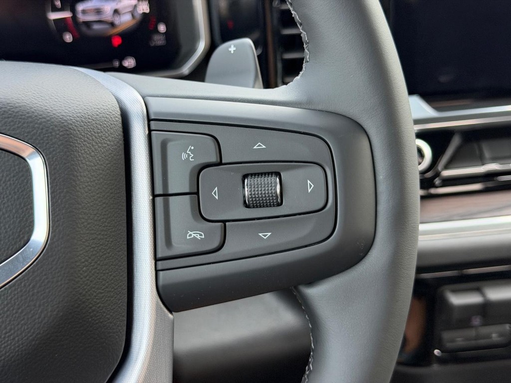 GMC Sierra 1500 Vehicle Image 12