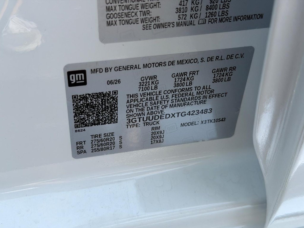 GMC Sierra 1500 Vehicle Image 16