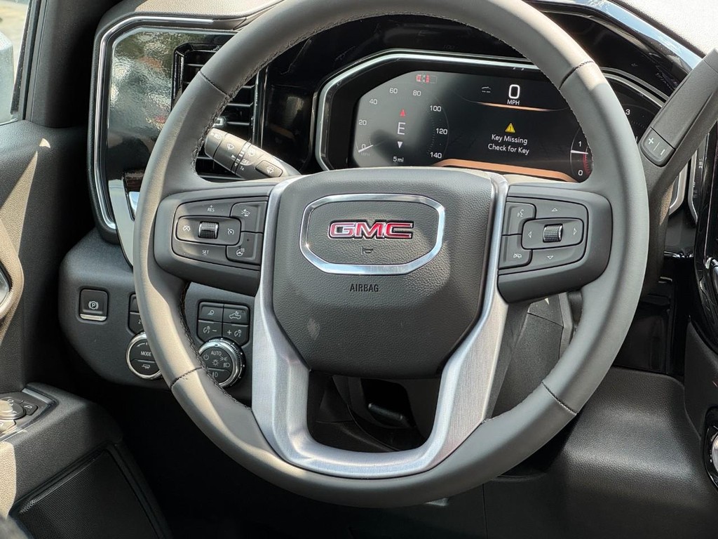 GMC Sierra 2500HD Vehicle Image 08
