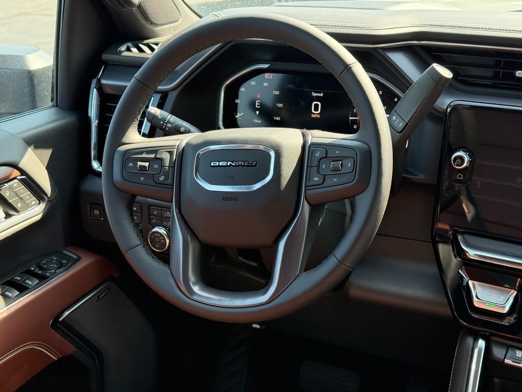 GMC Sierra 2500HD Vehicle Image 07