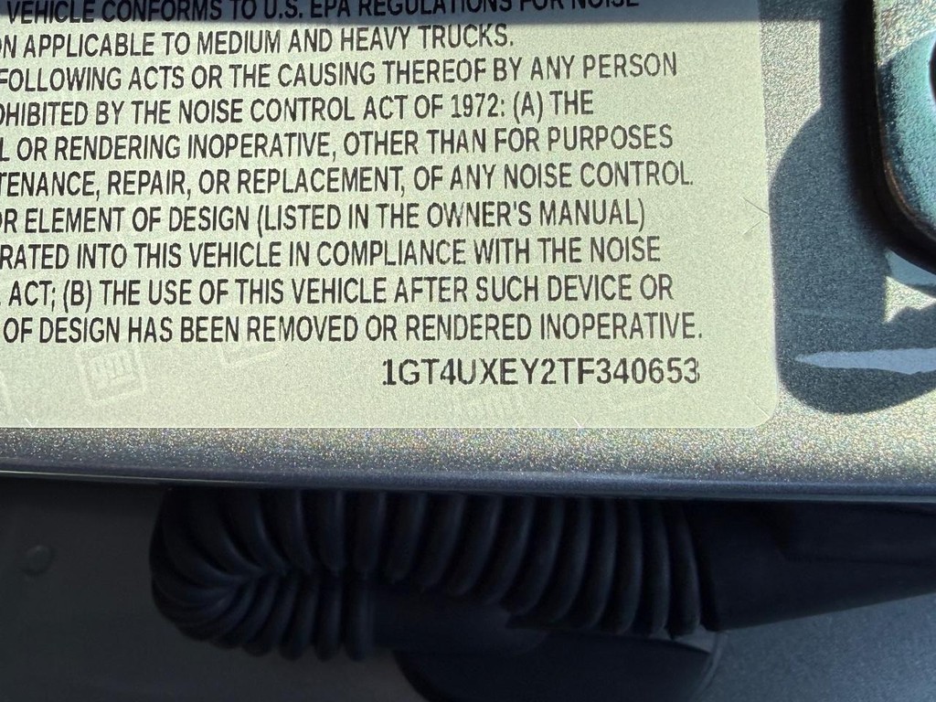 GMC Sierra 2500HD Vehicle Image 20