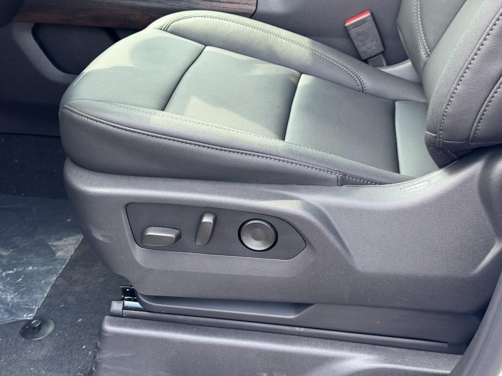 GMC Sierra 1500 Vehicle Image 11