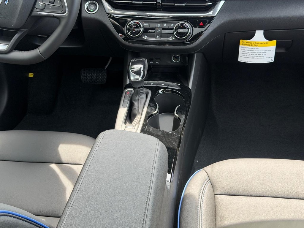 Buick Envista Vehicle Image 08