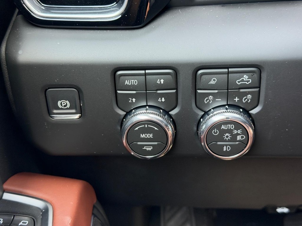 GMC Sierra 1500 Vehicle Image 10